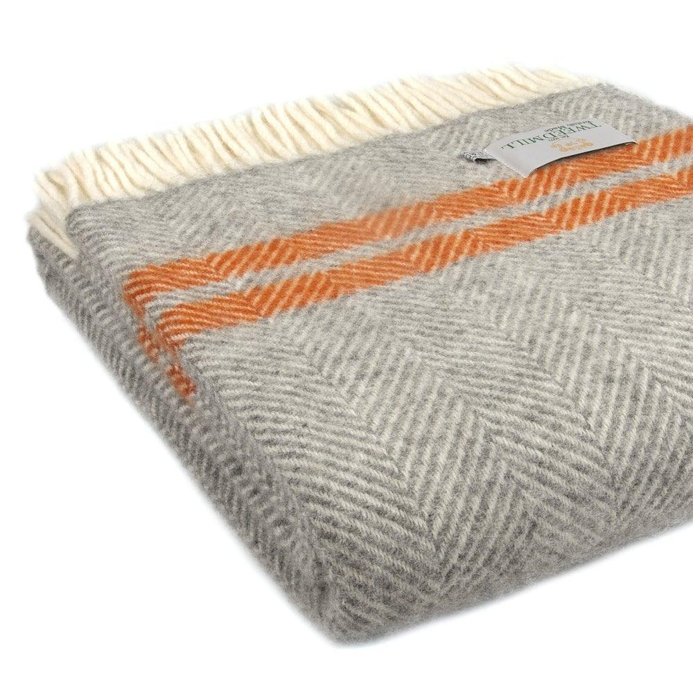 Plaid ren ny uld, 2-stripe - 150x183 cm. - Luxwool.dk